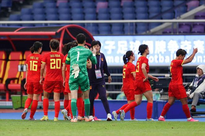 关于新晋女足国脚展现实力，助中国女足豪取四连胜的信息