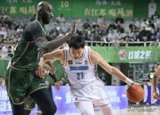 厄勒布鲁赫险胜，球员状态火热